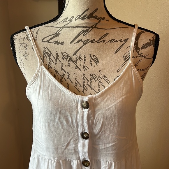 Sundress - Picture 2 of 7